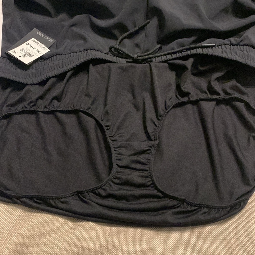 Ideology Performance Plus Shorts - Picture 5 of 8